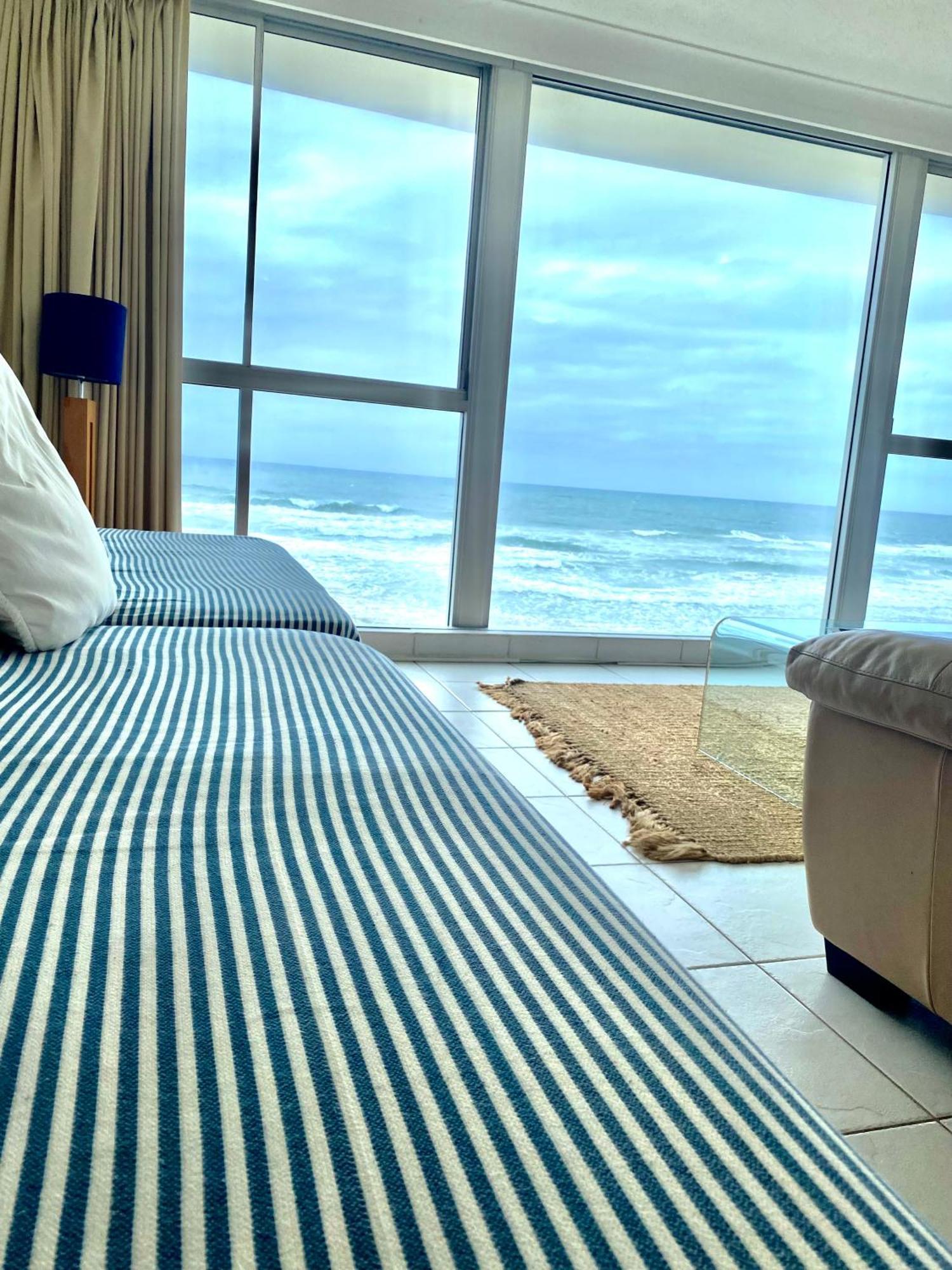 غولد كوست One The Esplanade Apartments On Surfers Paradise المظهر الخارجي الصورة